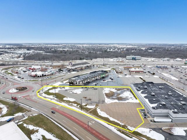 $1,300,000 | Scheuring Road | De Pere