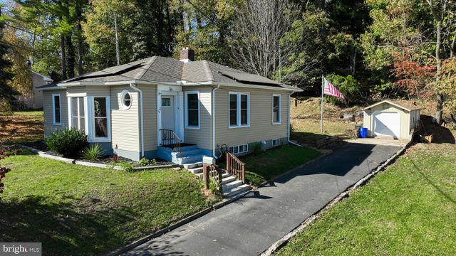 $259,900 | 237 Hanover Street | Glen Rock