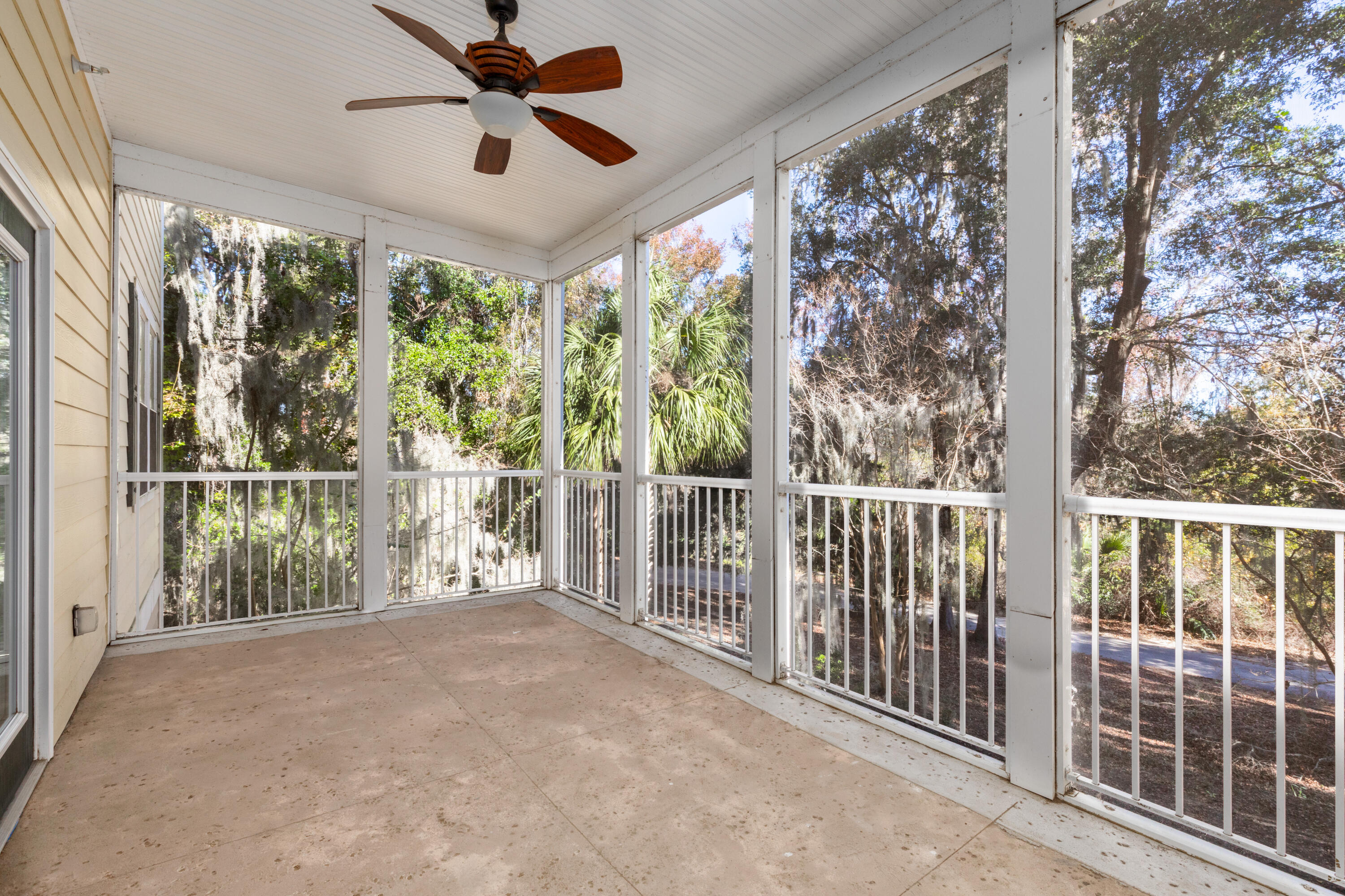 Gorgeous Screened porch