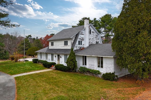 $899,000 | 210 Augusta Road | Topsham