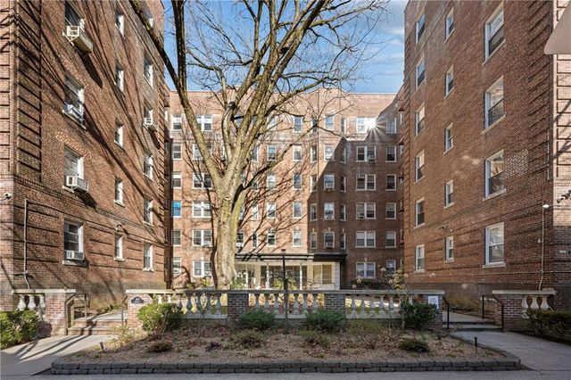 $288,000 | 1615 Avenue I, Unit 102 | Midwood