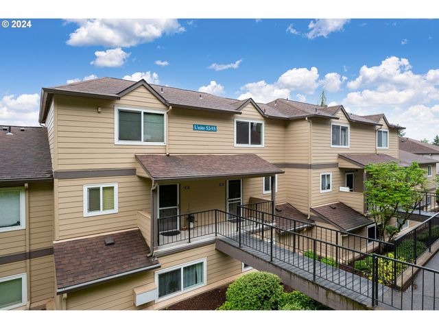 $259,000 | 6311 White Tail Drive, Unit 53 | Bolton