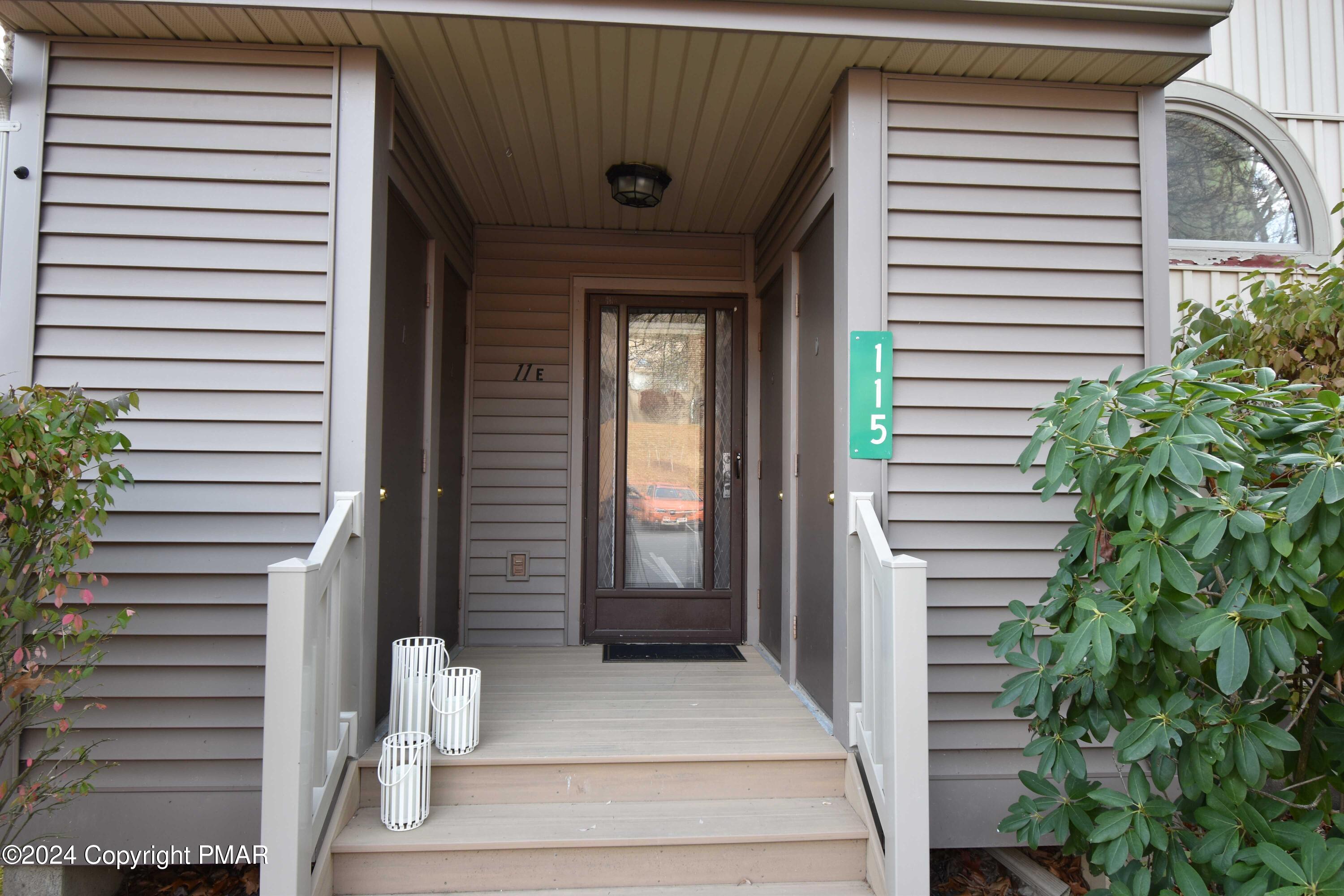 a view of a entryway of the house