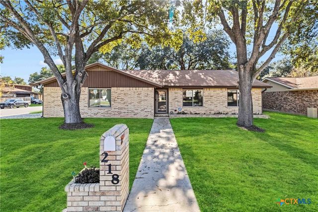 $337,000 | 218 Cardinal Drive | New Braunfels