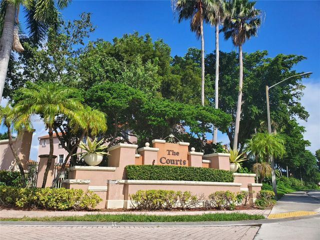 $425,000 | 6700 Northwest 114th Avenue, Unit 904 | Doral