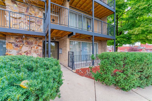 $160,000 | 5300 South Kedzie Avenue, Unit 101 | Gage Park