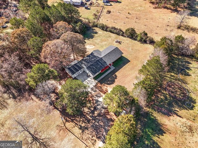 $299,900 | 586 Plantation Road