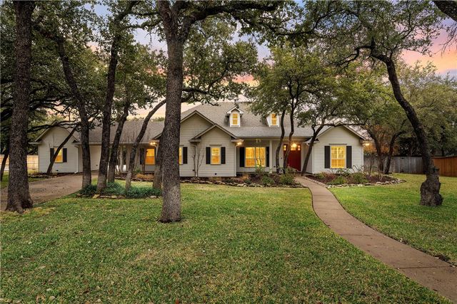 $850,000 | 8452 Spicewood Springs Road | North Lake Waco