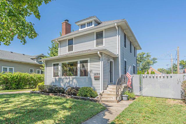 $399,000 | 1694 Van Buren Avenue | Des Plaines