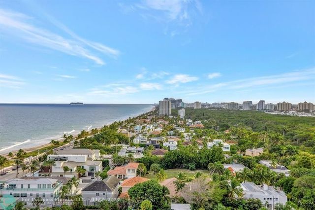 $895,000 | 1901 North Ocean Boulevard, Unit THD | Shore Club