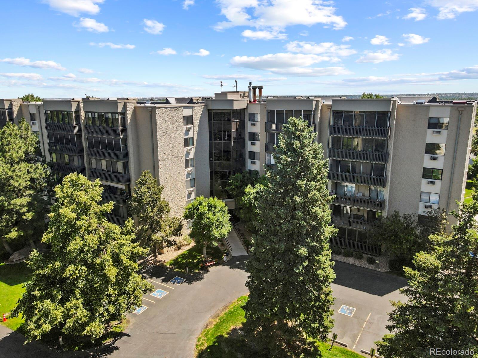 a view of a multi story building