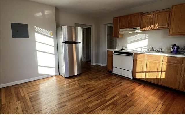 $1,650 | 206 Washington Street, Unit 3 | Quincy Center