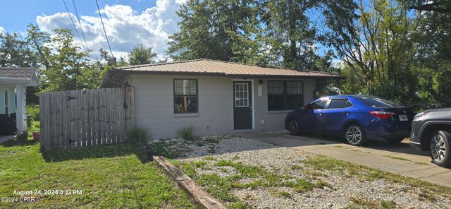 $1,700 | 721 Hamilton Avenue | Panama City Downtown North