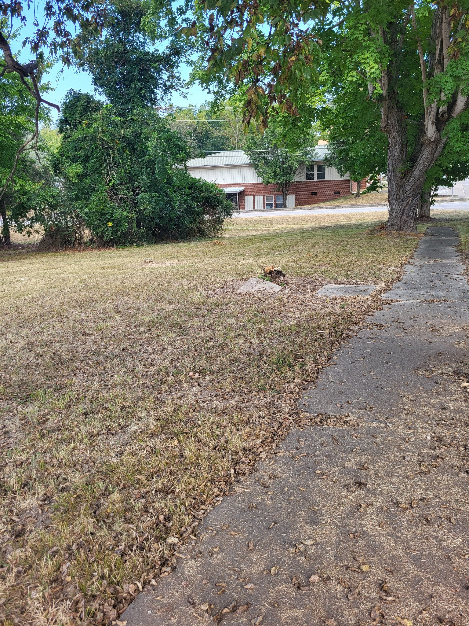 a view of a outdoor space