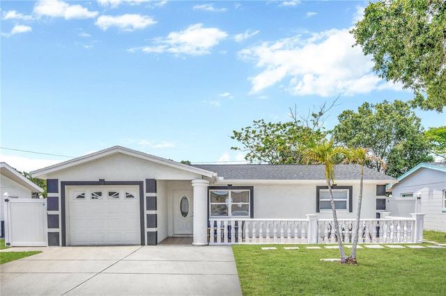 $439,000 | 4741 76th Avenue North | Pinellas Park