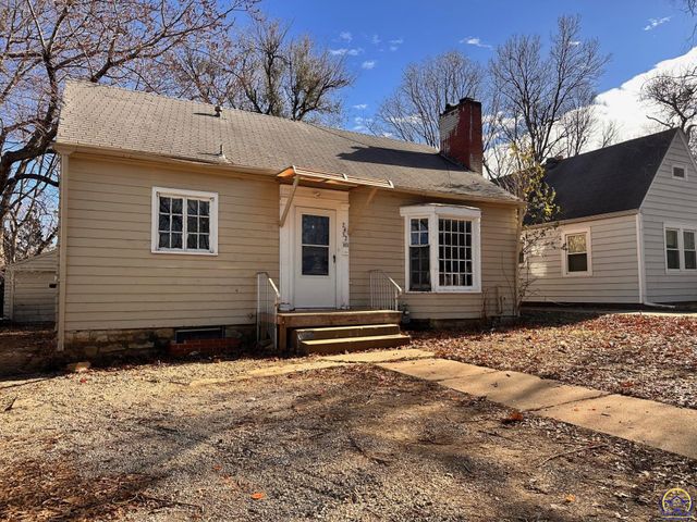 $67,500 | 2432 Southwest Harrison Street | Topeka