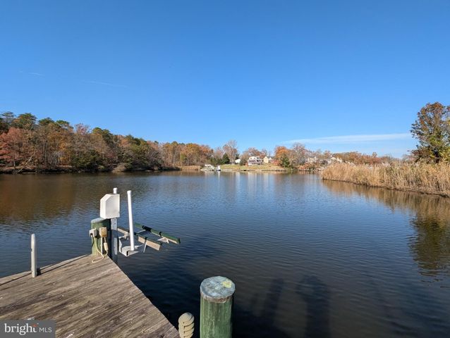 $350,000 | 792 Powhatan Beach Road | Pasadena