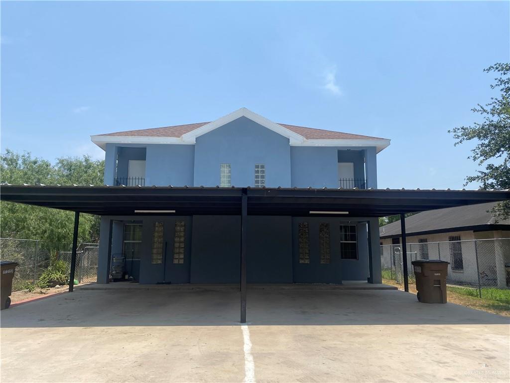 a house view with a outdoor space