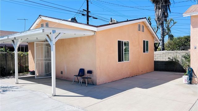 $1,900 | 10251 Kewen Avenue | Pacoima