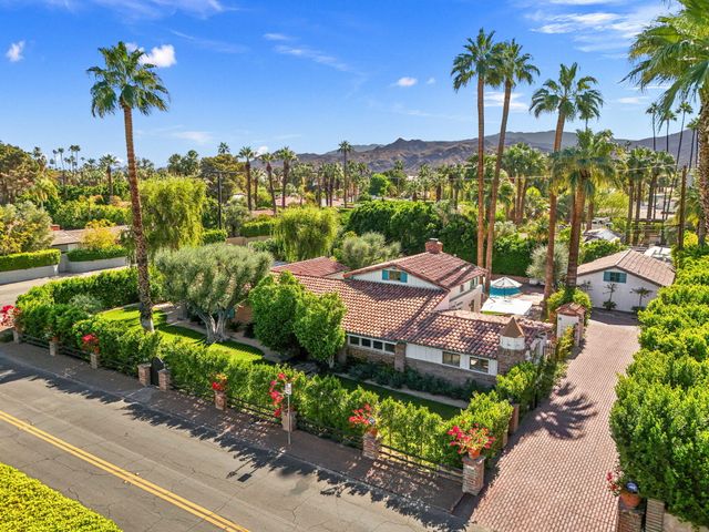 $3,600,000 | 367 Tamarisk Road | The Movie Colony