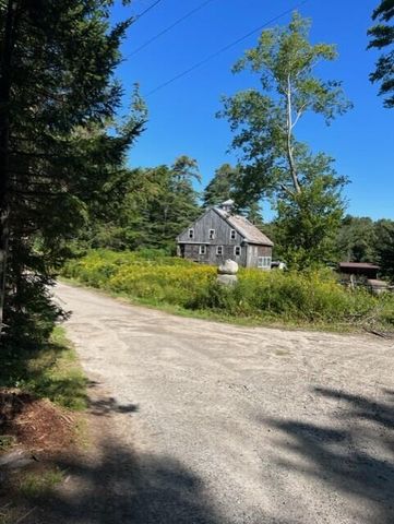 $1,800,000 | 37 Ballfield Road | Peaks Island