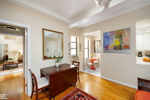 $595,000 | 321 West 78th Street, Unit 6F | Upper West Side