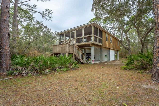 $359,000 | 14 Knotty Pine Street