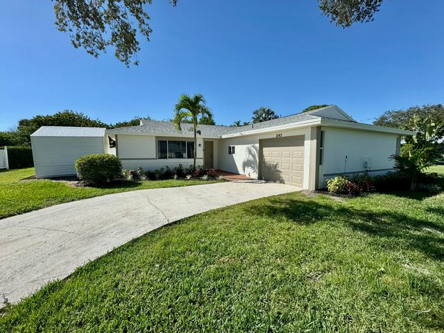 $389,900 | 2143 4th Court Southeast | Vero Shores