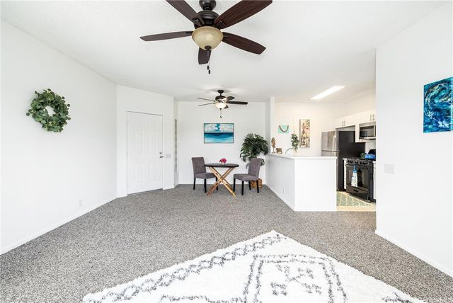 $475,000 | 91-247 Hanapouli Circle, Unit 21E | Ewa Gentry