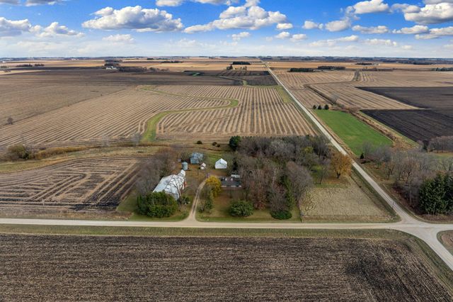 $325,000 | 19068 620th Avenue | Marshall Township - Mower County