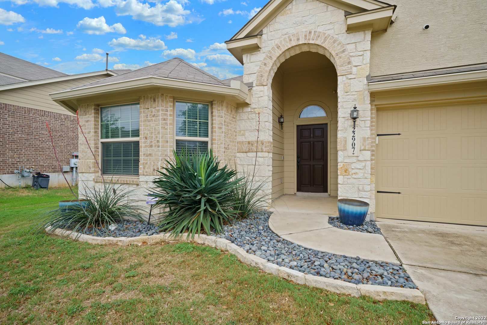 22907 Carriage Bush, San Antonio, TX 78261 | Compass