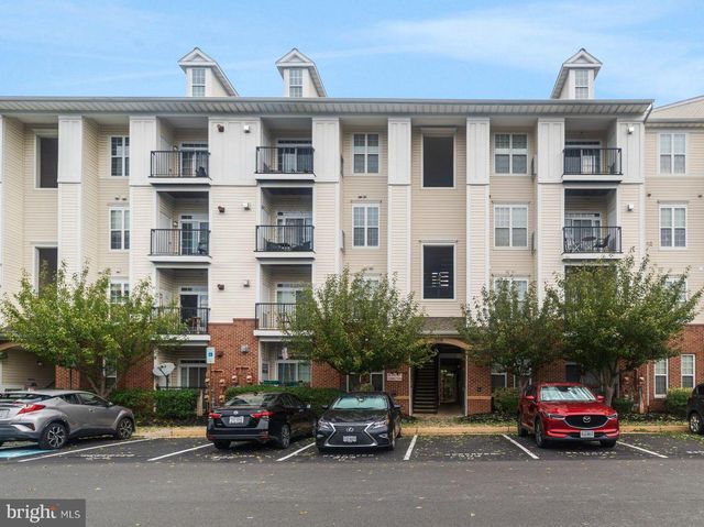 $320,000 | 21216 McFadden Square, Unit 406 | Cascades