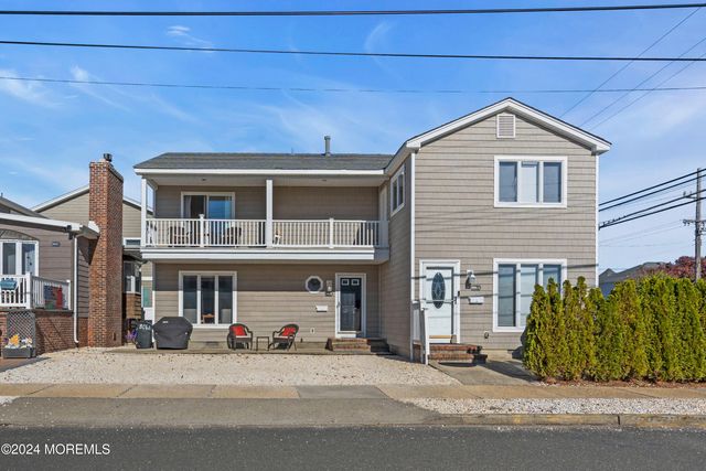 $725,000 | 806 Grand Central Avenue, Unit B | Lavallette