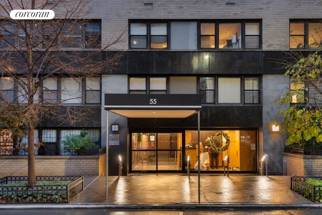 $1,275,000 | 55 East 9th Street, Unit 1F | Greenwich Village