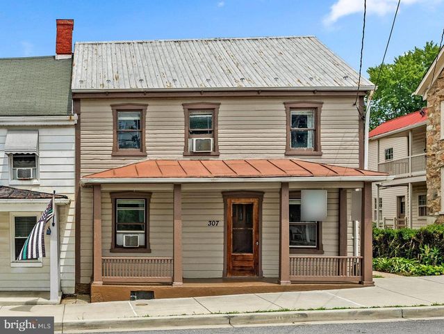 $339,000 | 307 West Main Street | Middletown Historic District