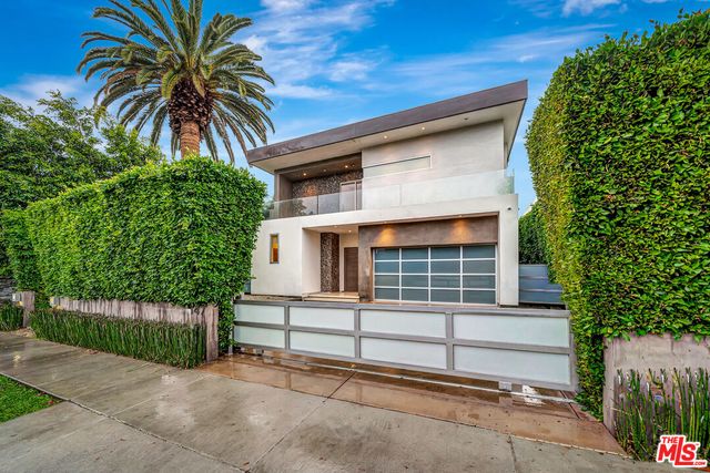 $18,000 | 647 North Laurel Avenue | West Hollywood Vicinity