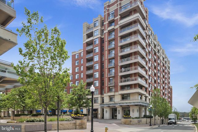 $3,500 | 3600 South Glebe Road, Unit 223W | Crystal City