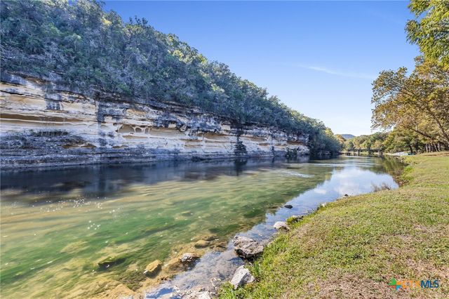 $599,500 | 540 River Run, Unit 113 | Canyon Lake