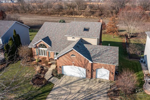 $589,000 | 13714 Capista Drive | Plainfield