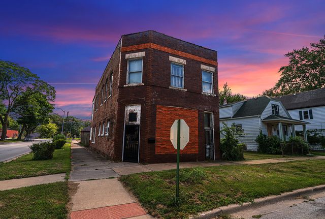 $99,500 | 12401 South Green Street | Calumet Park