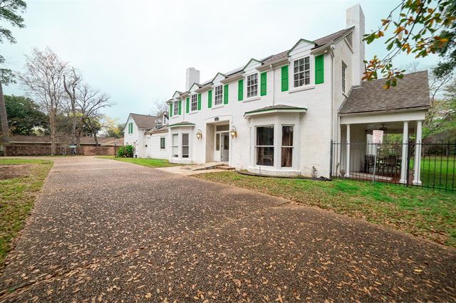 $2,100,000 | 204 West Dallas Street | Conroe