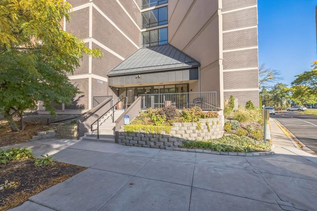 $236,500 | 7200 York Avenue South, Unit 401 | Promenade