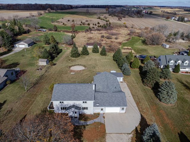 $529,900 | 2162 County H | Farmington