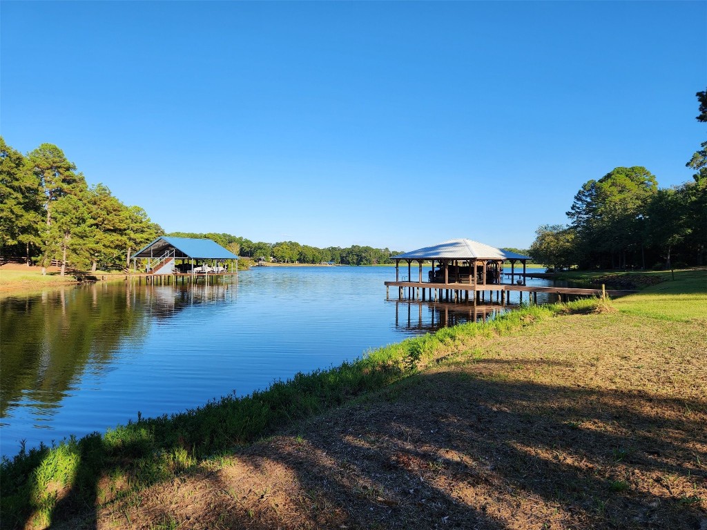 a view of a lake with houses