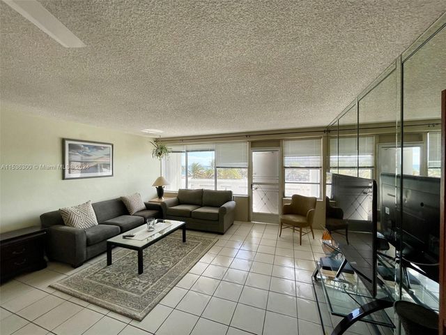 $385,000 | 3111 North Ocean Drive, Unit 308 | South Central Beach