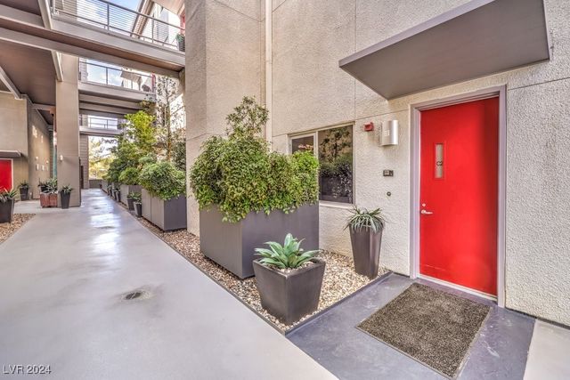 $849,900 | 11441 Allerton Park Drive, Unit 203 | Summerlin Centre