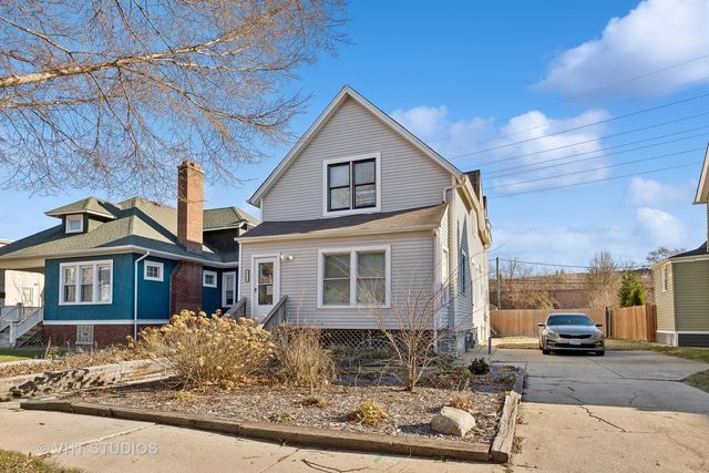 $349,000 | 1725 Darrow Avenue | Evanston