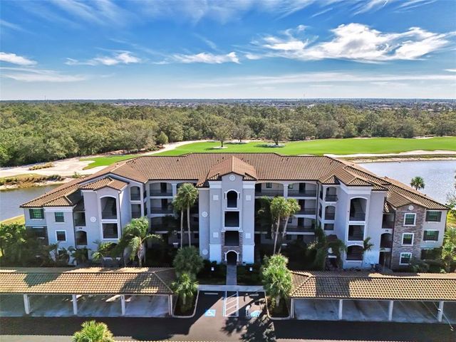 $358,900 | 17118 Vardon Terrace, Unit 202 | Lakewood Ranch