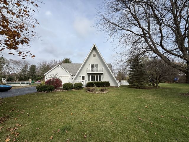 $415,000 | 8-n041 Falcons Trail | Elgin Township - Kane County