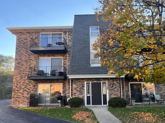 $199,999 | 7125 O'Connell Drive, Unit 102 | Chicago Ridge